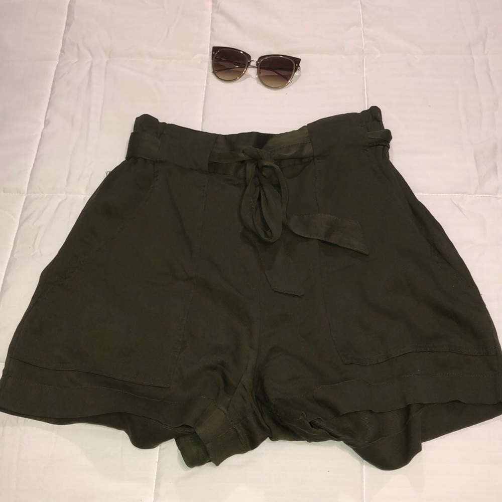 Shorts - Picture 2 of 2